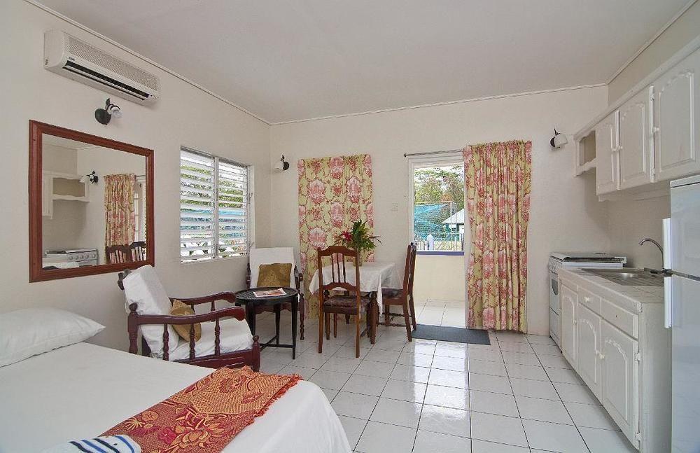 Keegans Beachside Hotell Bequia Island Exteriör bild